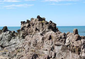 The Stone Statues of the Sixteen Arhats